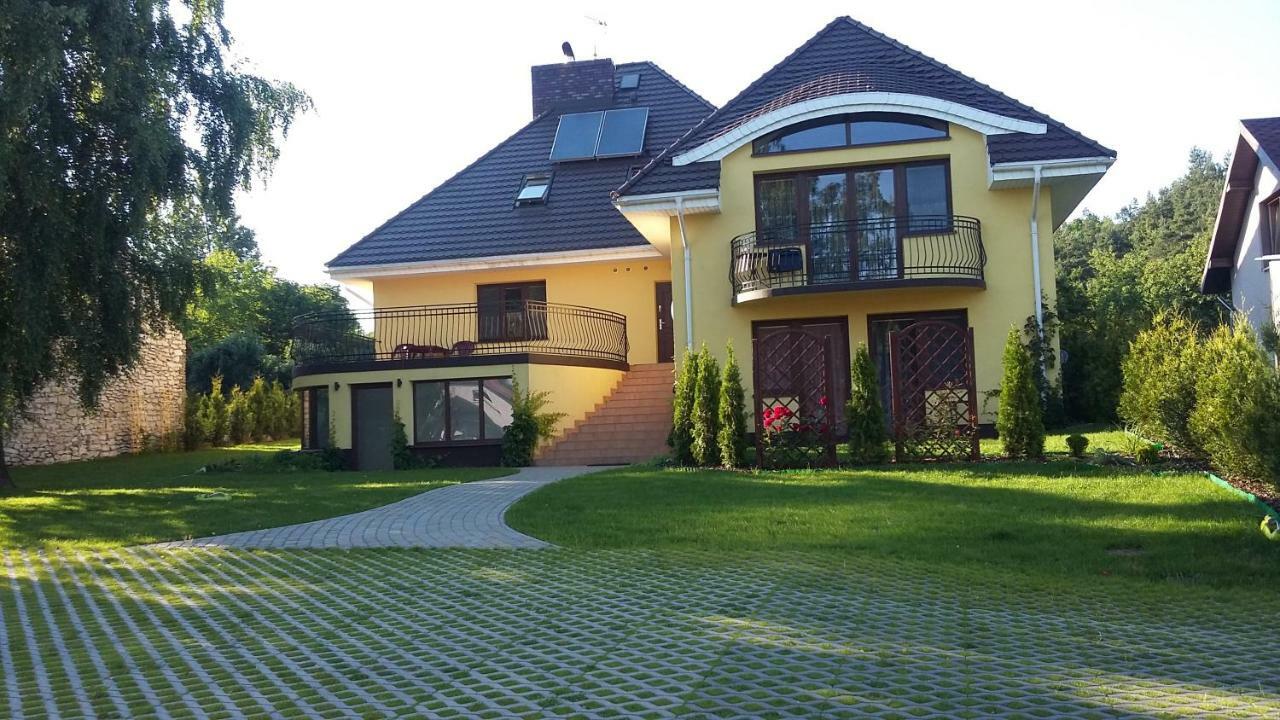 Villa Jura Pokoje Goscinne Zarki Exterior photo